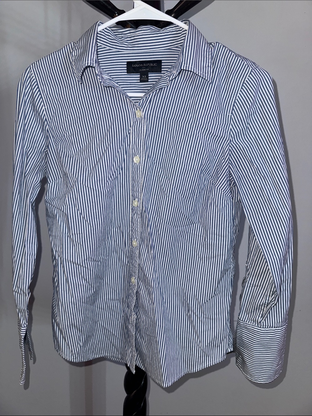 Banana Republic Slim Fit Navy and White Stripe Dress Shirt 31